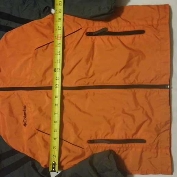 Columbia Sportswear Grey & Orange Windbreaker with Hood & Zippered Pockets 14/16 - Picture 2 of 6